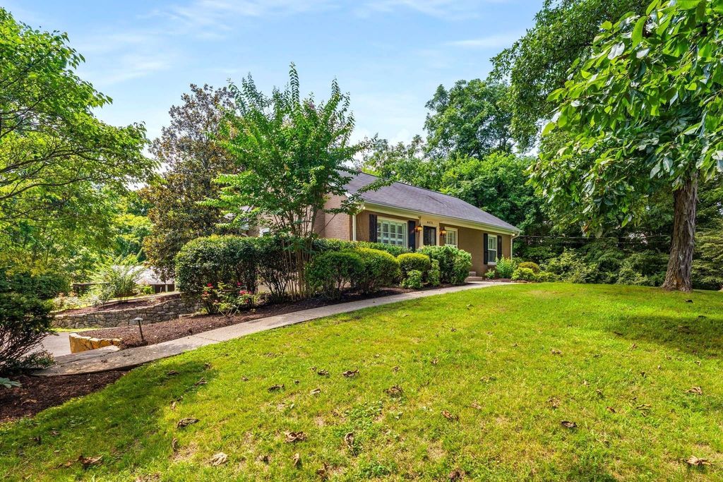 8475 Mccrory Ln, Nashville