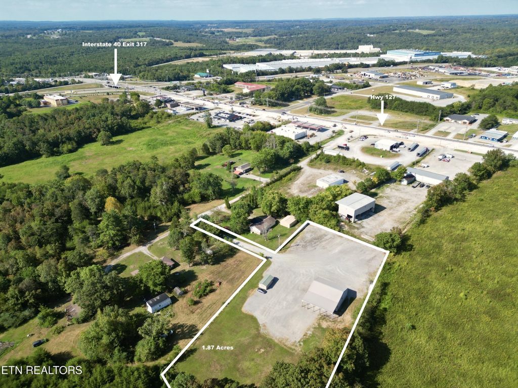 165 Ramey Rd, Crossville