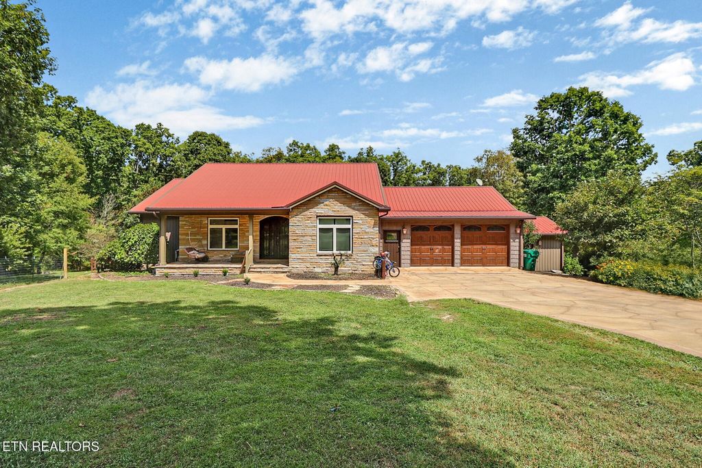 247 Cline Rd, Crossville