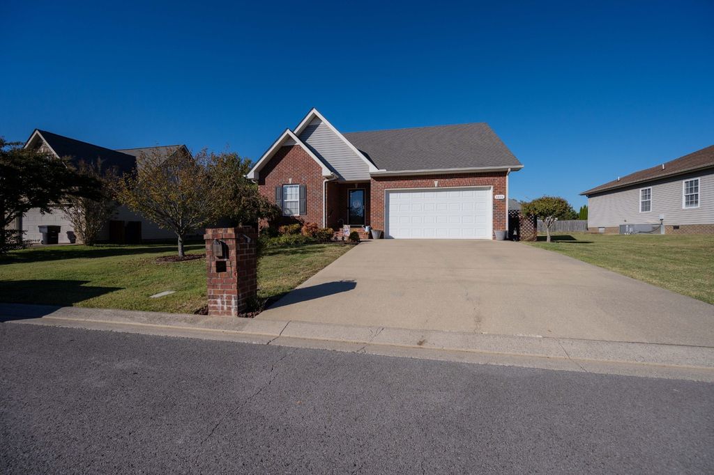 4844 Ark Ln, Murfreesboro