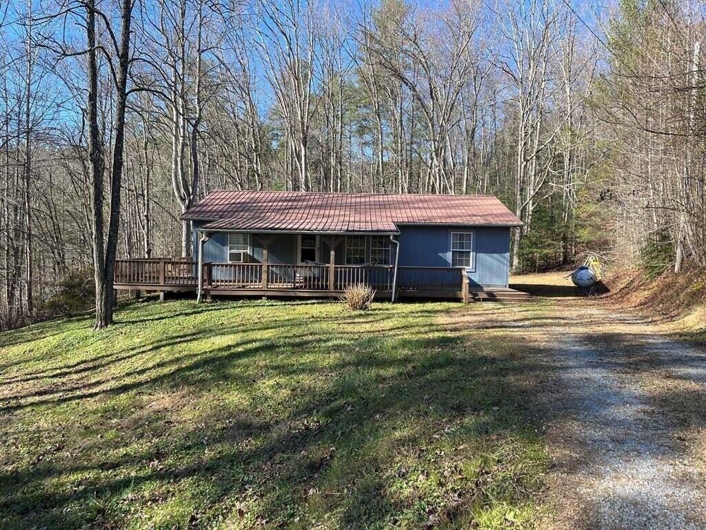 4583 Haire Road, Hartford