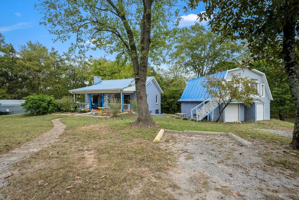 404 Old Nashville Dirt Rd, Shelbyville