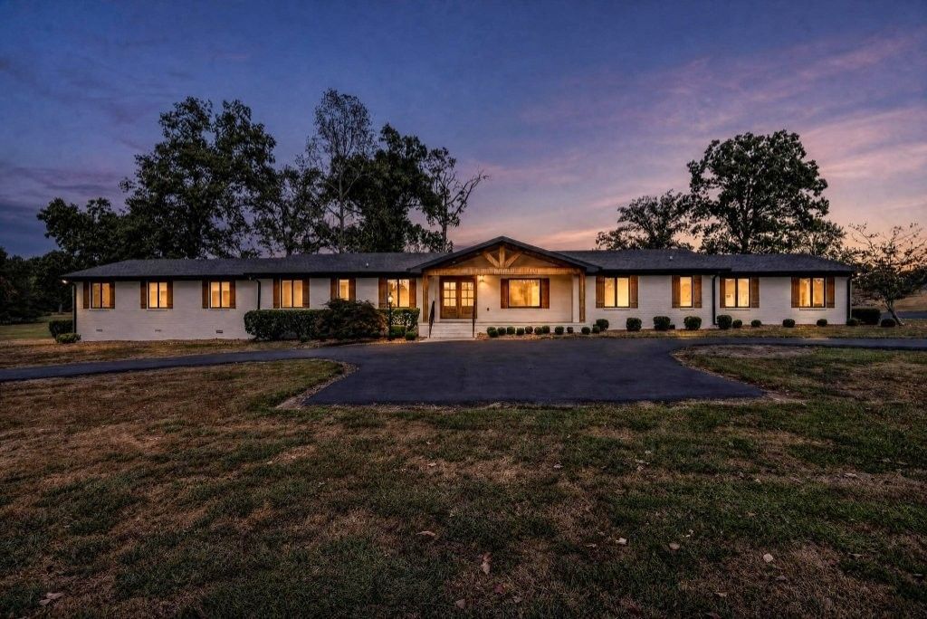 76 Ledford Mill Lane, Normandy