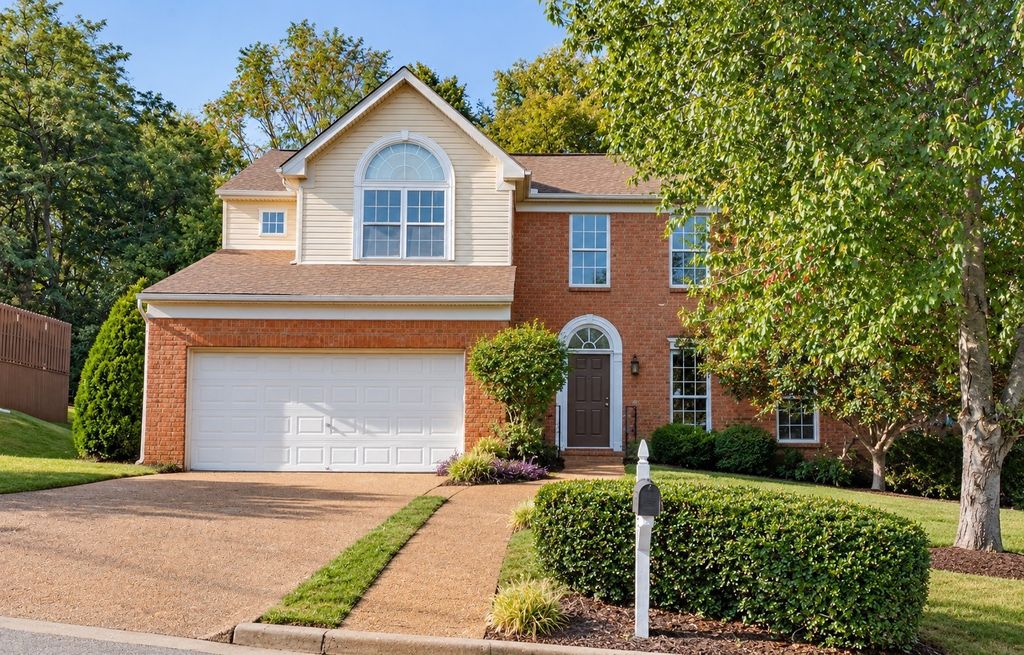 1216 Brentwood Highlands Dr, Nashville