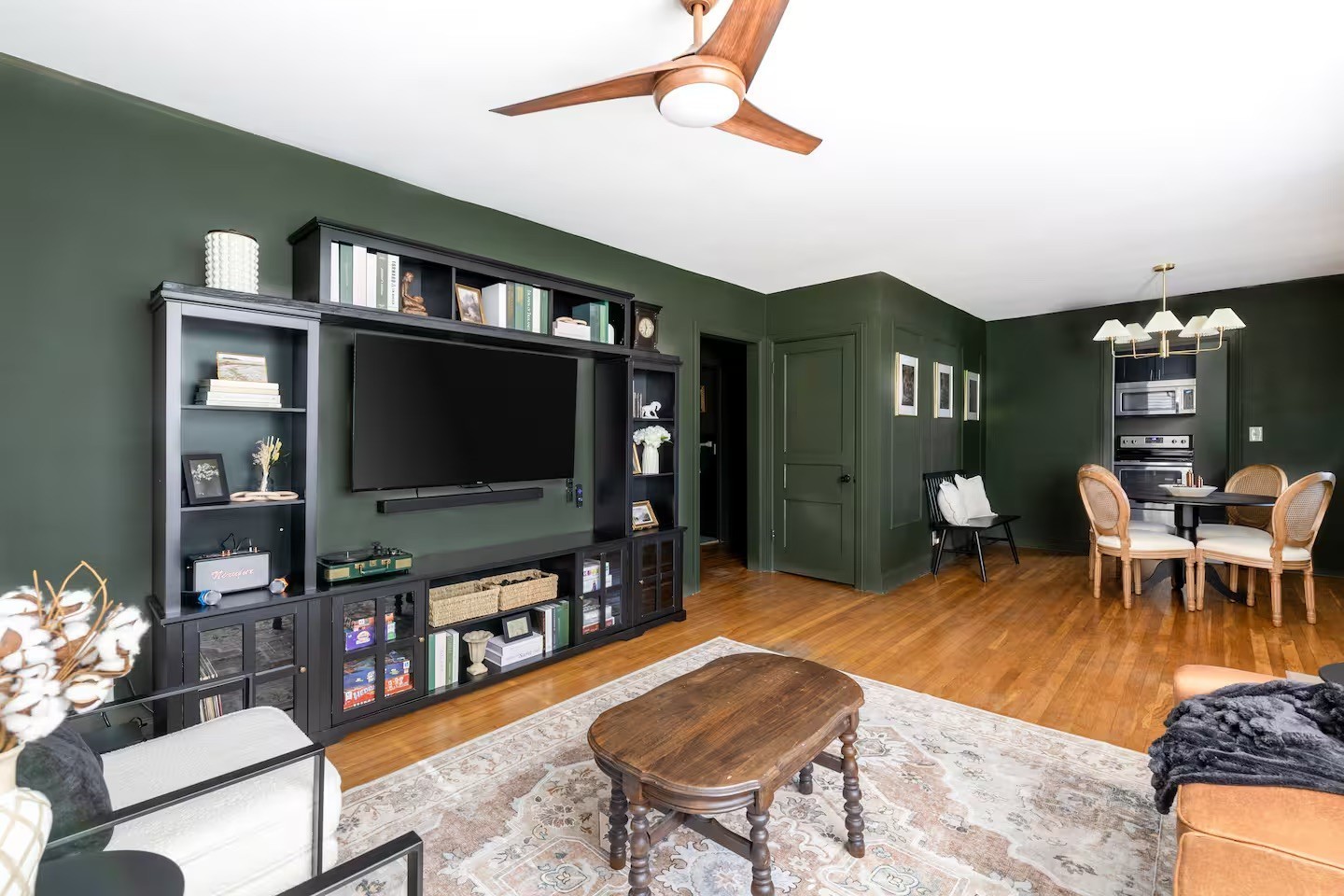 Photo of Listing #3597364