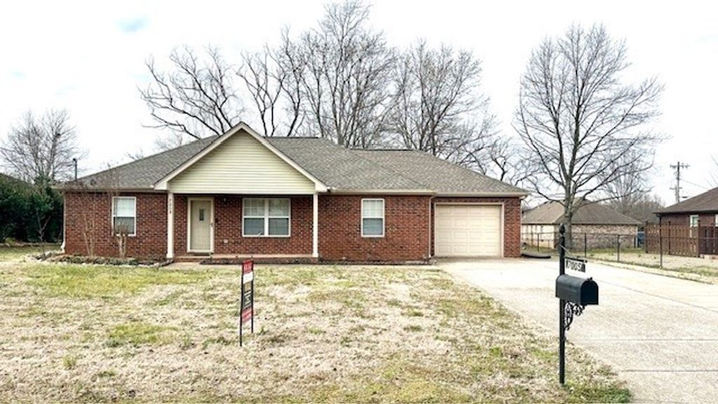 7005 Clara Ct, Smyrna