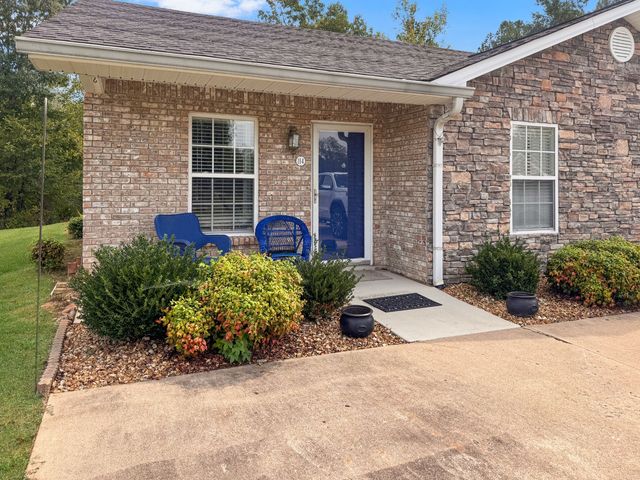 114 Colson Village Ct, Dover