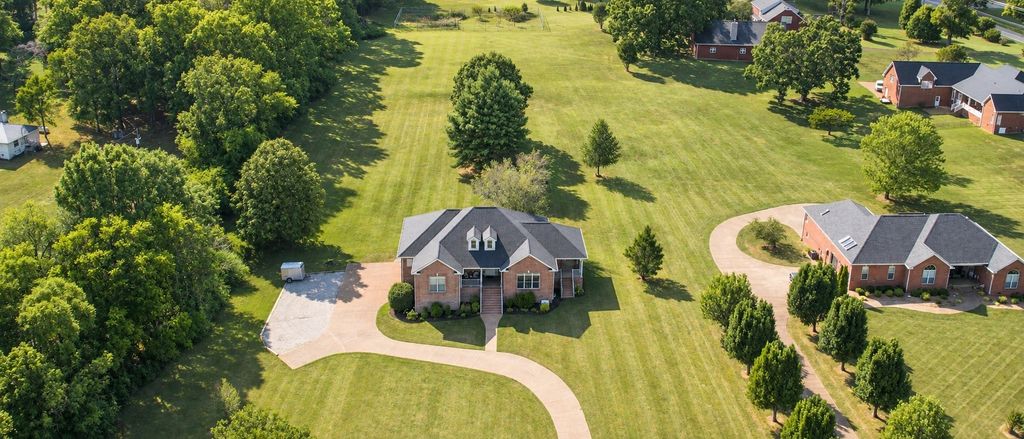 94 Mires Rd, Mount Juliet