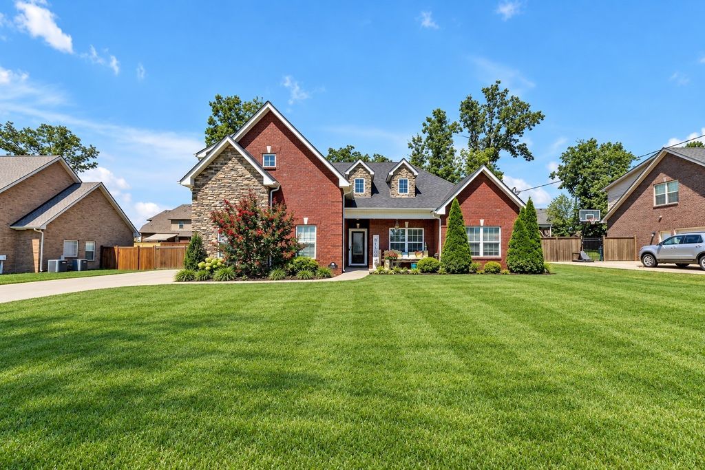 1131 Rivercrest Dr, Murfreesboro