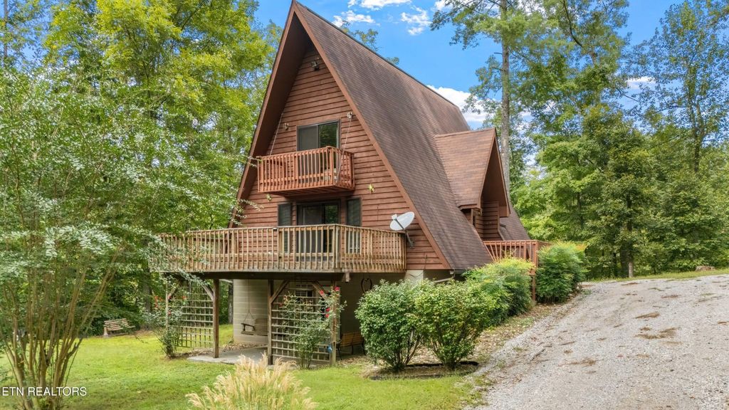 936 Smokey Branch Rd, Vonore