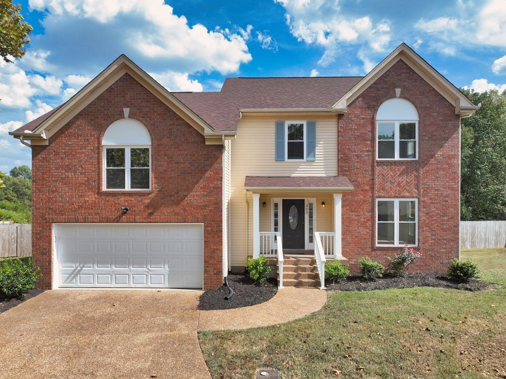 323 Witham Ct, Goodlettsville