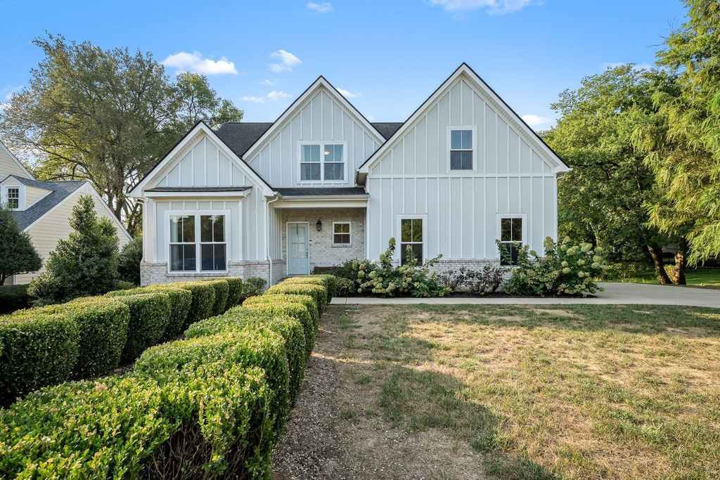 2106 Windsor St, Murfreesboro