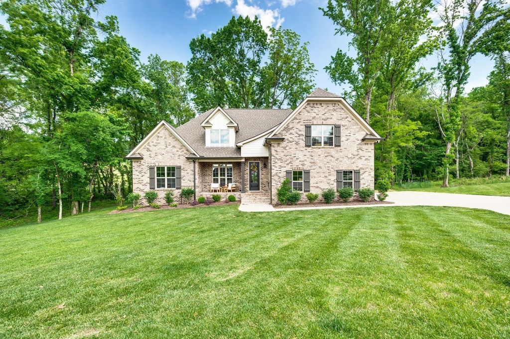 3011 Cherrydale Ct, Lebanon