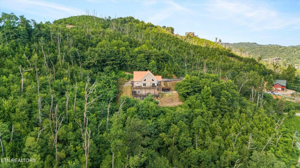 647 Kristis Place, Gatlinburg