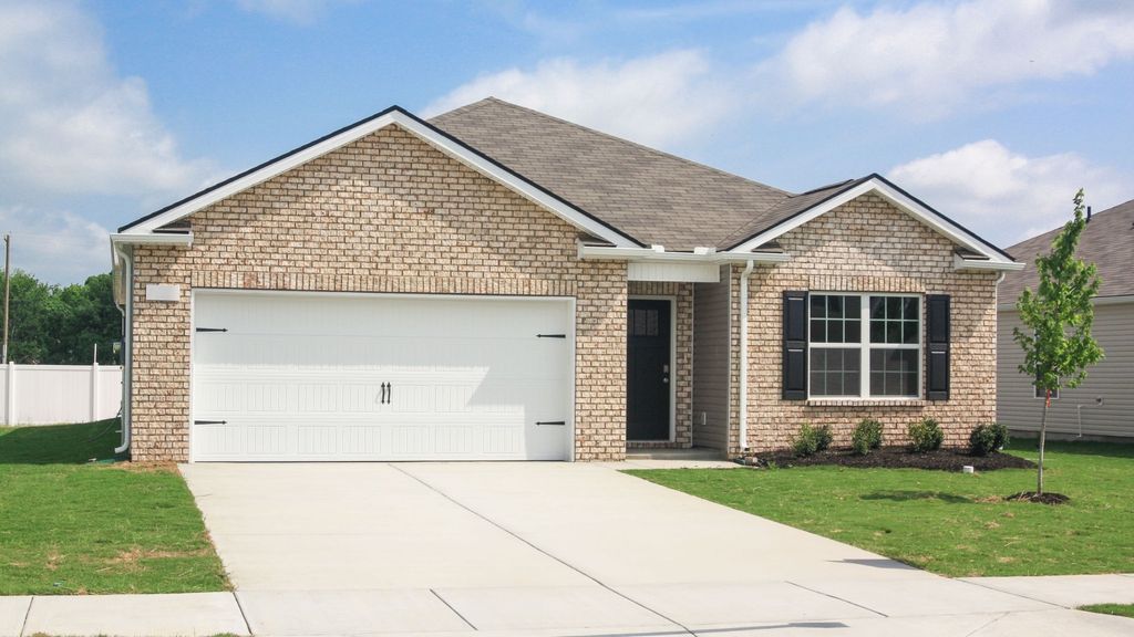 1776 Savannah Pass, Lewisburg