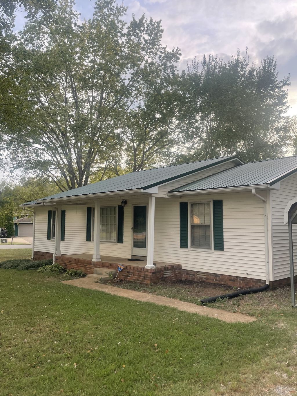 601 Herb Dr, Lawrenceburg