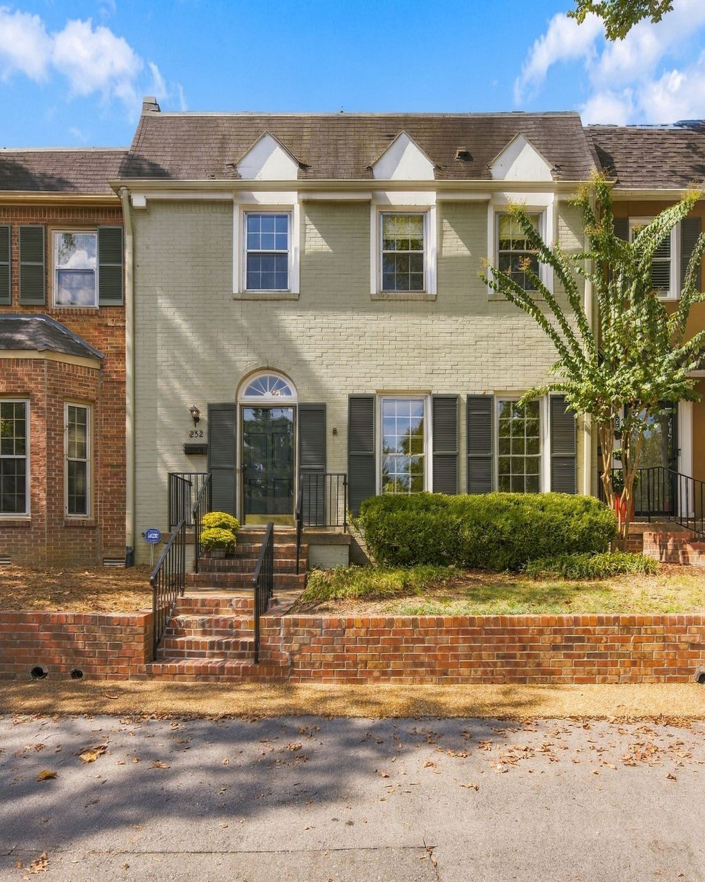 4400 Belmont Park Ter 252, Nashville