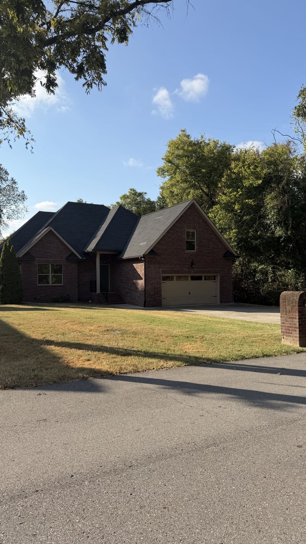 118 Rice Rd, Hendersonville