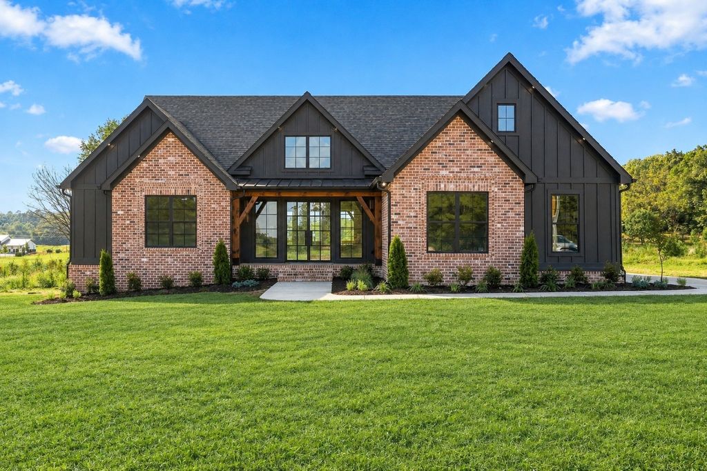 2264 Hogan Rd, Burns