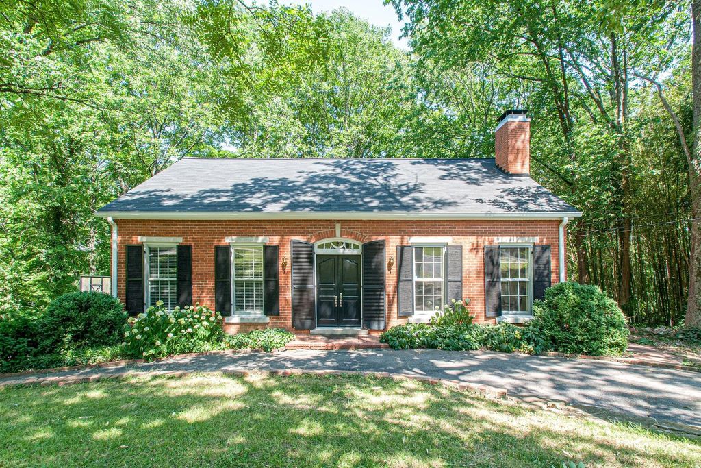916 Rodney Dr, Nashville