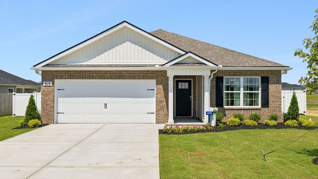 1649 Acacia Avenue, Lewisburg