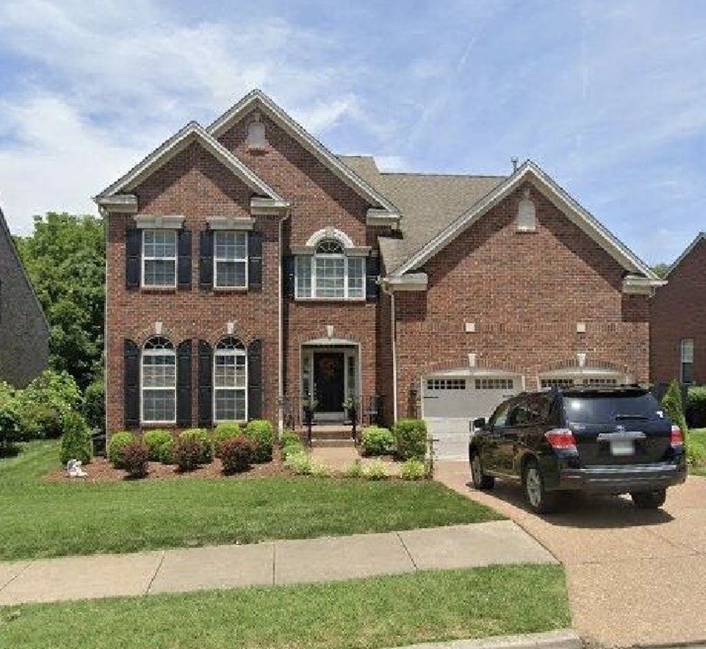 7176 Holt Run Dr, Nashville