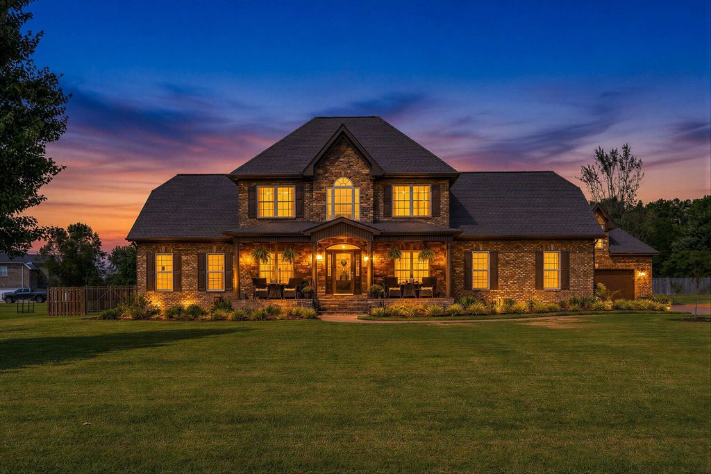 728 Furman Dr, Murfreesboro
