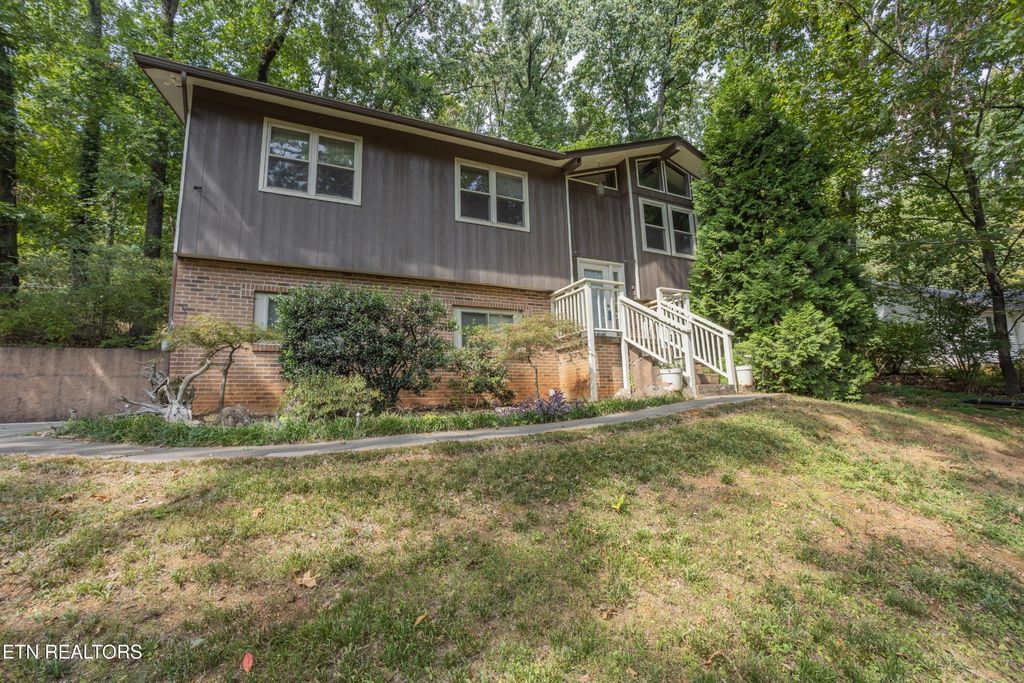 5029 Ridgemont Drive, Knoxville