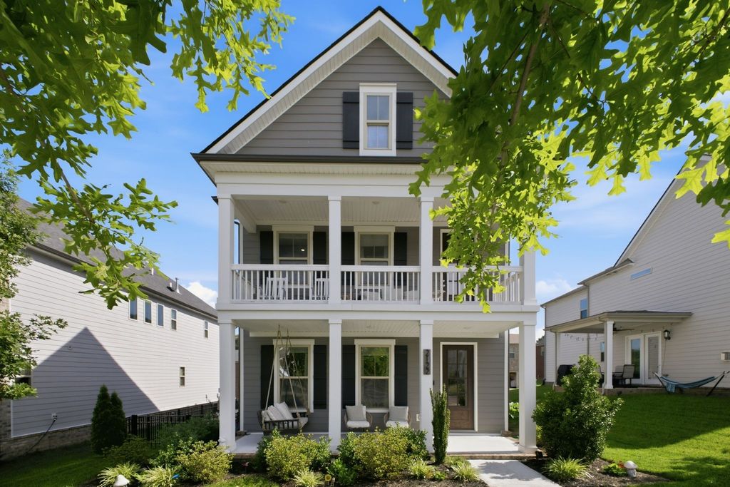 2122 Notchleaf Rd, Antioch