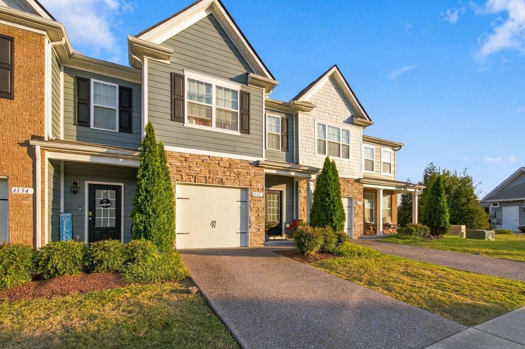4132 Grapevine Loop, Smyrna