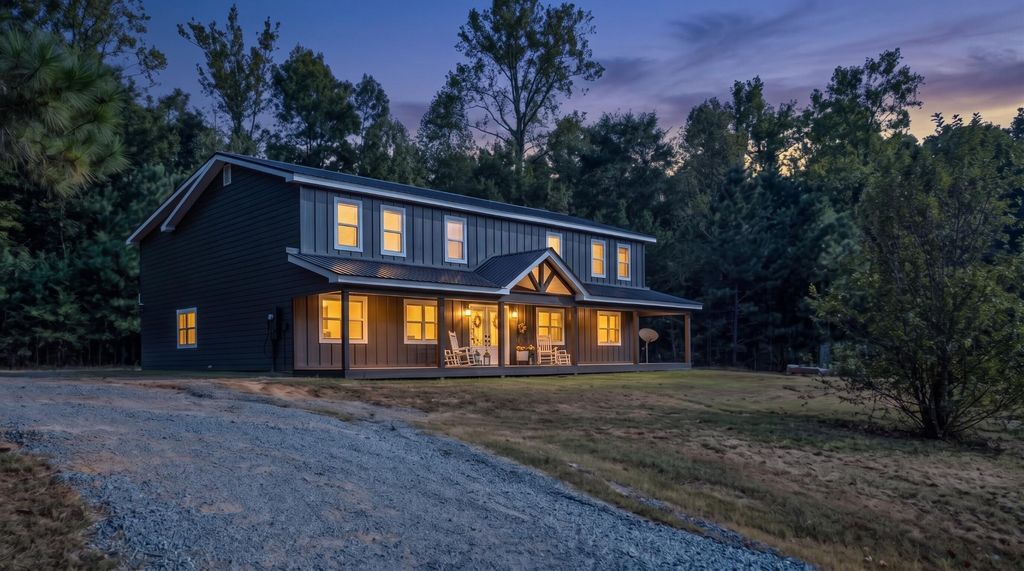 192 Dover Road Ne, Resaca