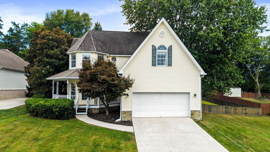 218 Mill Creek Trl Ne, Cleveland