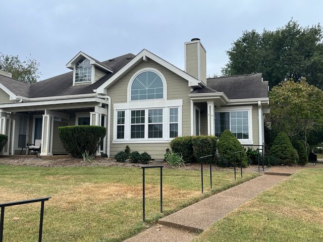129 Cherry Hill Dr 1a, Hendersonville