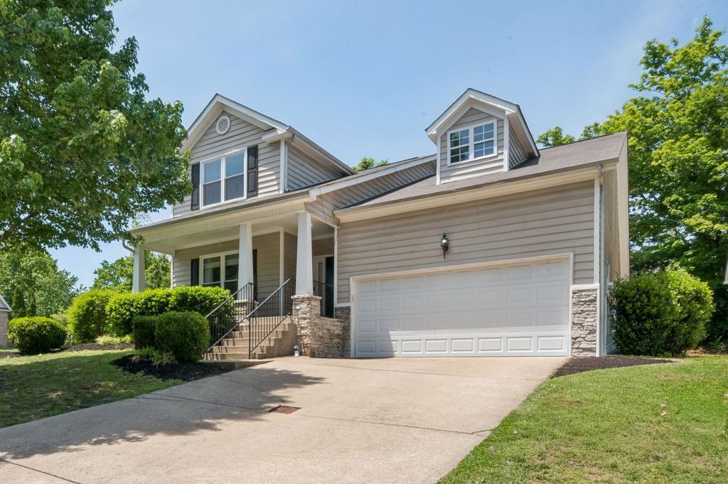 1901 Deep Woods Trl, Nashville