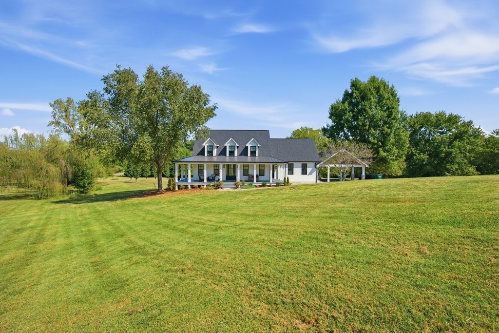 3613 Stonecreek Dr, Spring Hill
