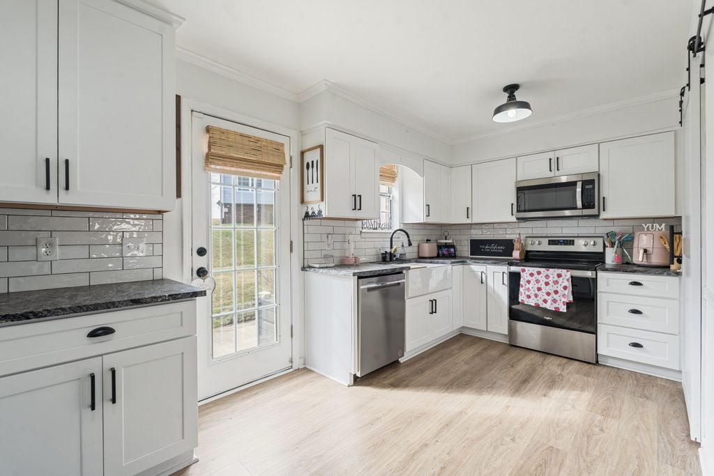 61 Rolling Meadows Dr, Goodlettsville