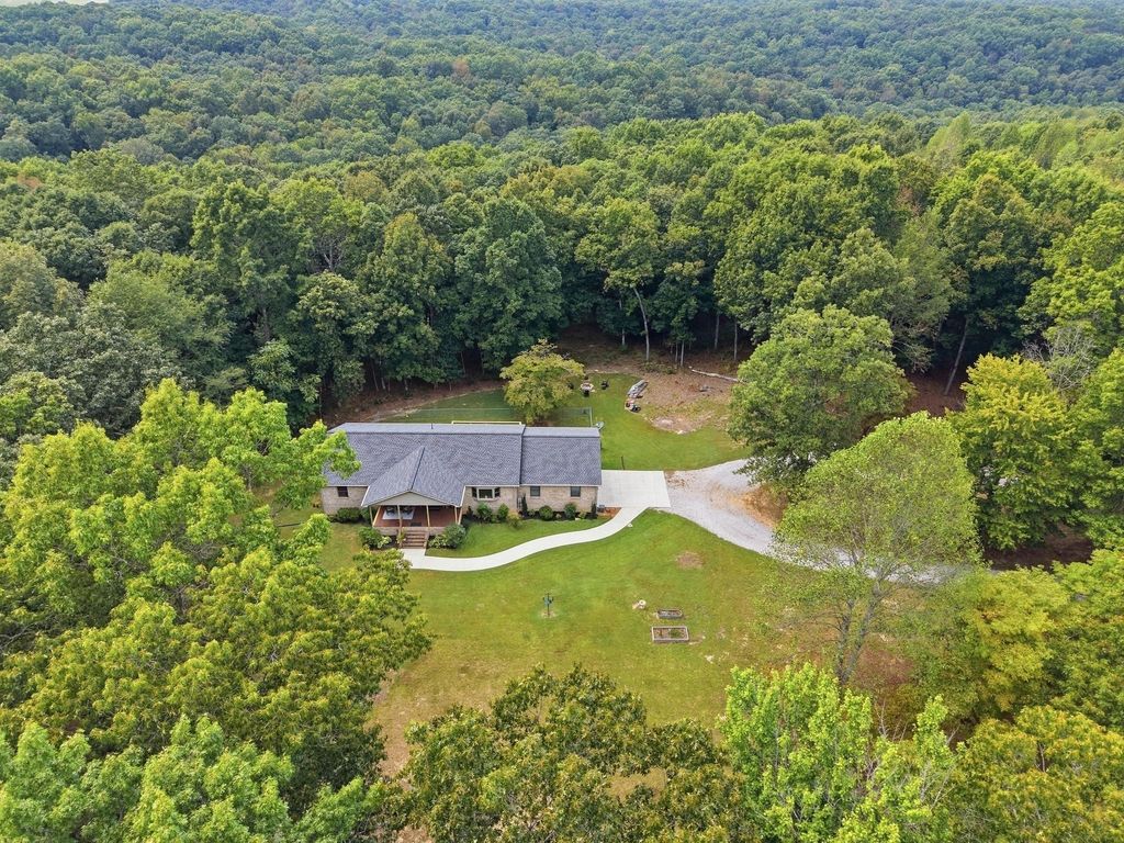 2362 Pow Camp Rd, Crossville