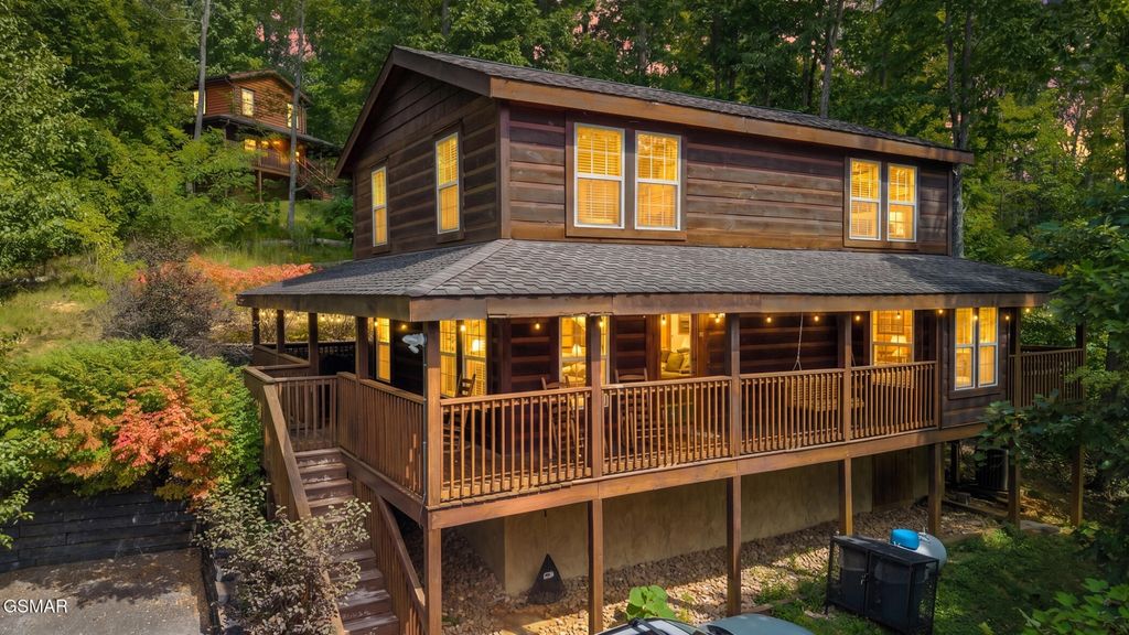 772 Deer Path Lane, Gatlinburg