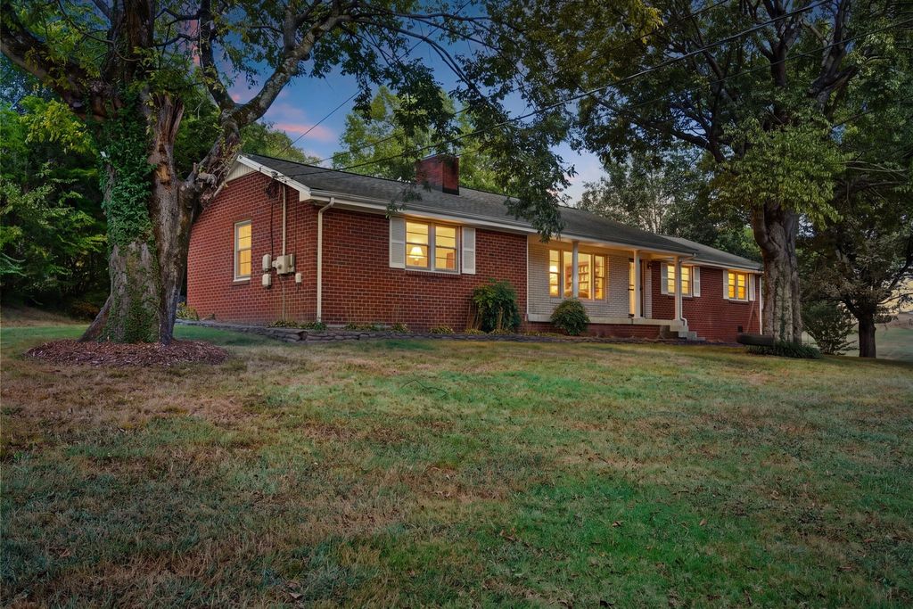1106 Cartwright Cir N, Goodlettsville