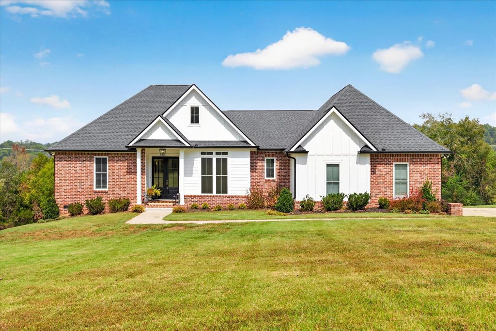 3755 Mcfall Rd, Palmyra