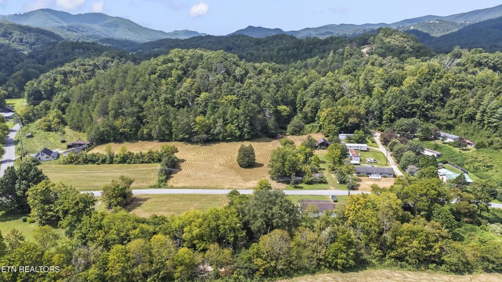 1964 Little Valley Rd, Sevierville