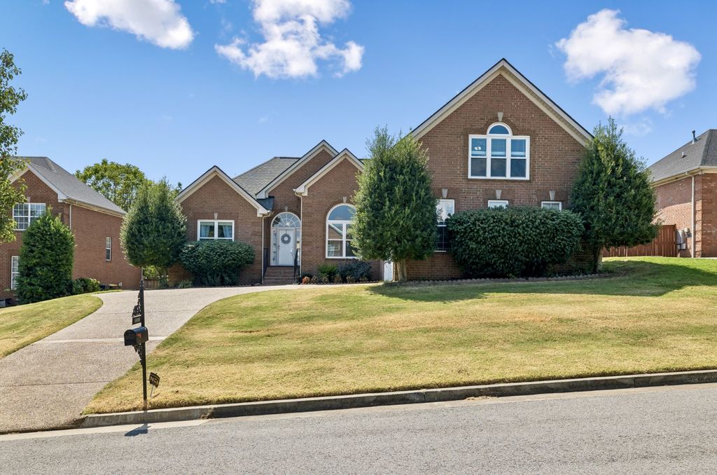 5636 Cedar Rock Dr, Nashville