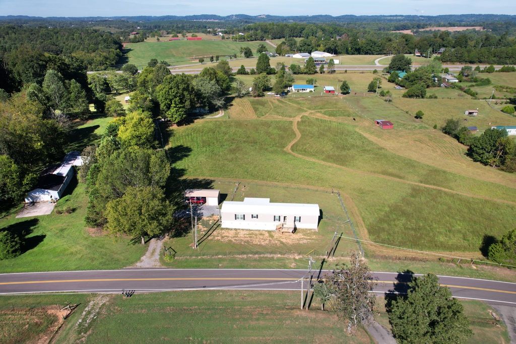 489 County Road 500, Englewood