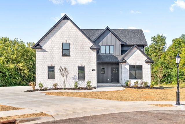 5028 Royal View Way, Clarksville