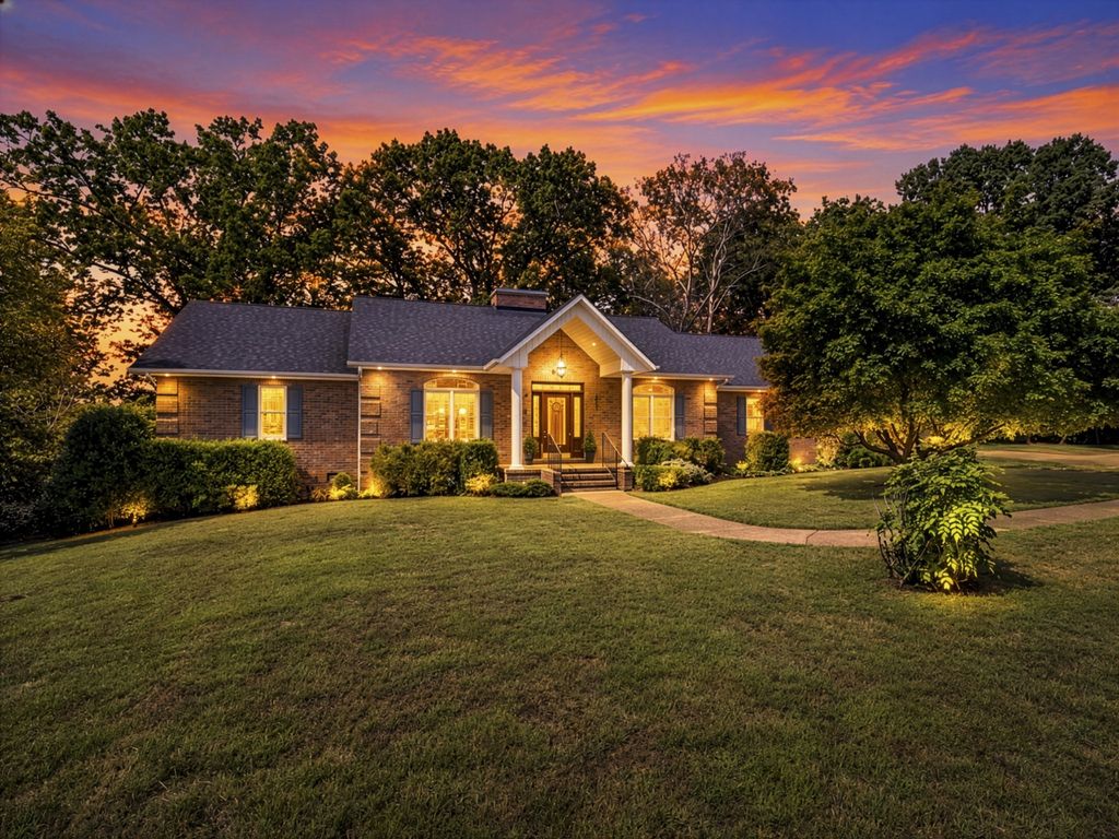 153 Brandi Way, Winchester