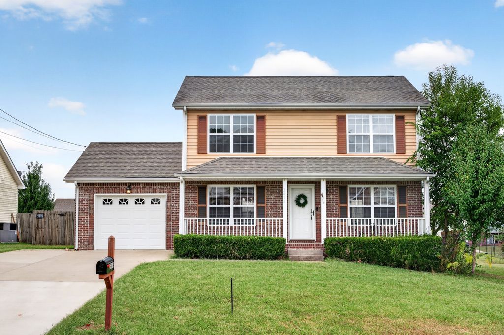 3414 Queensbury Rd, Clarksville