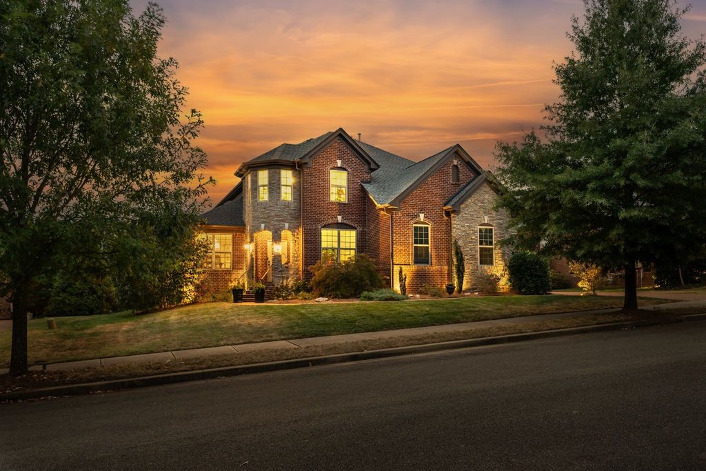 412 Victorian Park Cir, Franklin