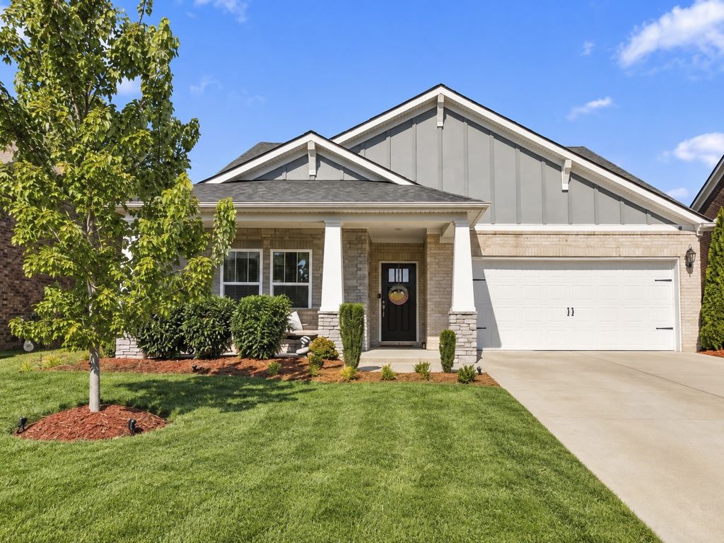 455 Fall Creek Cir, Goodlettsville