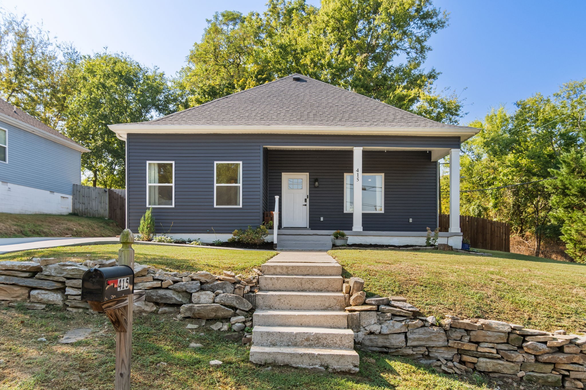 Photo for MLS 3598307 in 415 W 13th St Columbia, TN - 38401