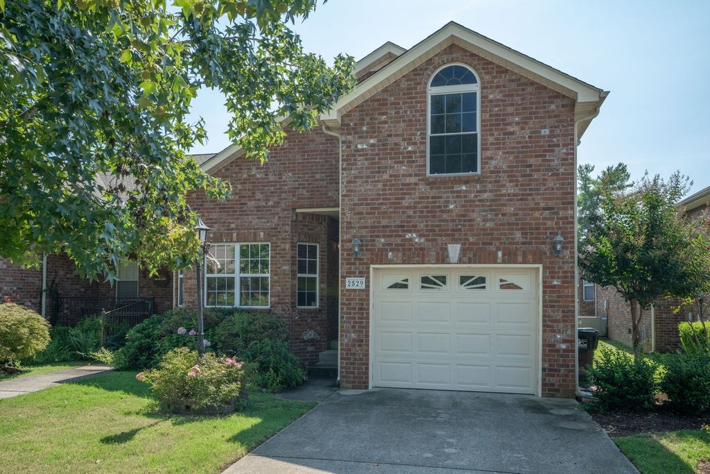 2529 Keegan Dr, Murfreesboro